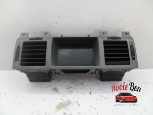 Begagnade Innerdisplay Opel Signum (F48) 3.0 CDTI V6 24V Pris € 15,00 Marginaltabell erbjuds av Rooie Ben autodemontage