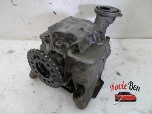 Begagnade Oljepump BMW 5 serie (F10) 550i V8 32V TwinPower Turbo Pris på förfrågan erbjuds av Rooie Ben autodemontage