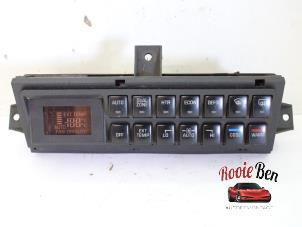 Używane Panel sterowania nagrzewnicy Buick Park Avenue 3.8 Cena € 50,00 Procedura marży oferowane przez Rooie Ben autodemontage