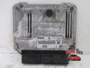 Begagnade Dator, motorstyrning Saab 9-3 Sport Estate (YS3F) 1.9 TiD Pris € 60,00 Marginaltabell erbjuds av Rooie Ben autodemontage