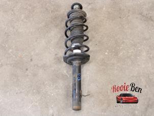 Używane Amortyzator prawy przód Citroen C1 1.0 12V Cena € 25,00 Procedura marży oferowane przez Rooie Ben autodemontage