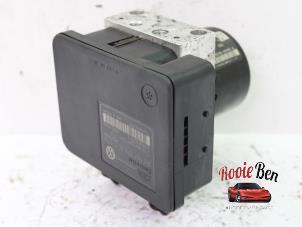 Gebruikte ABS Pomp Volkswagen Eos (1F7/F8) 2.0 FSI 16V Prijs € 100,00 Margeregeling aangeboden door Rooie Ben autodemontage