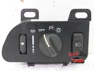 Begagnade Ljusbrytare Chevrolet Camaro Convertible 3.4 V6 Pris på förfrågan erbjuds av Rooie Ben autodemontage