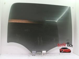 Begagnade Dörrfönster, 4-dörrars, höger bak Dodge 1500 Crew Cab (DS) 5.7 Hemi V8 4x4 Pris på förfrågan erbjuds av Rooie Ben autodemontage