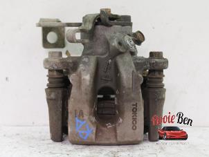 Gebruikte Remklauw (Tang) rechts-achter Toyota Urban Cruiser 1.33 Dual VVT-I 16V 2WD Prijs € 20,00 Margeregeling aangeboden door Rooie Ben autodemontage