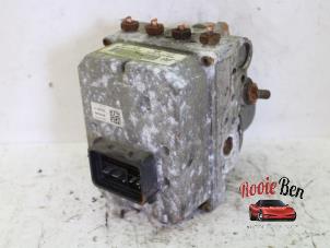 Begagnade ABS-pump Cadillac SRX 4.6 V8 32V AWD Pris € 150,00 Marginaltabell erbjuds av Rooie Ben autodemontage