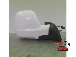 Używane Lusterko zewnetrzne prawe Peugeot Partner (GC/GF/GG/GJ/GK) 1.6 BlueHDI 75 Cena € 50,00 Procedura marży oferowane przez Rooie Ben autodemontage