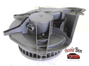 Begagnade Fläktmotor för uppvärmning och ventilation Cadillac Seville (K-body) 4.6 SLS/North Star V8 32V Pris € 40,00 Marginaltabell erbjuds av Rooie Ben autodemontage