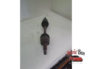 Begagnade Drivaxel, vänster fram Chevrolet Malibu 2.0 D 16V Pris på förfrågan erbjuds av Rooie Ben autodemontage