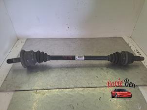 Gebruikte Aandrijfas rechts-achter BMW 5 serie (F10) 528i 16V Prijs € 40,00 Margeregeling aangeboden door Rooie Ben autodemontage