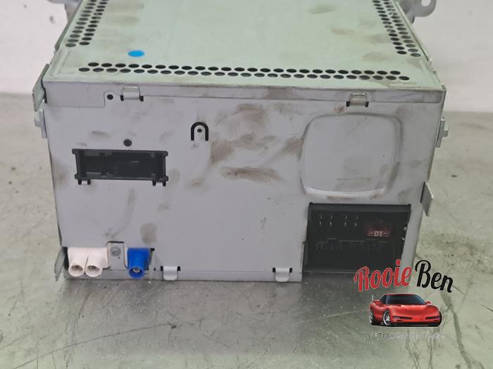 Radio från en Volkswagen Passat (362) 2.0 TDI 16V 140 2011