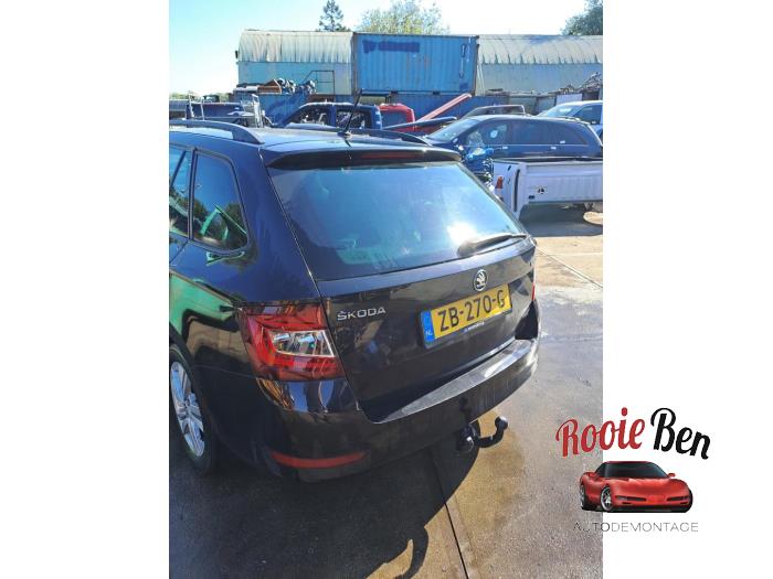 Bakdel (komplett) från en Skoda Fabia III Combi (NJ5) 1.0 TSI 12V 2019