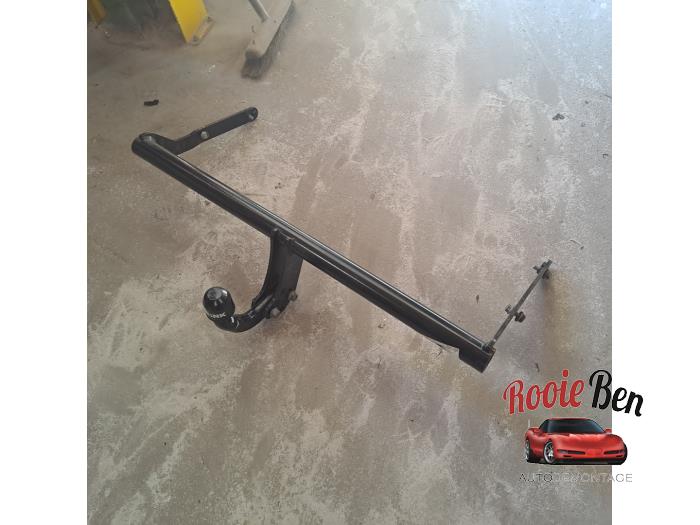 Dragkrok från en Skoda Fabia III Combi (NJ5) 1.0 TSI 12V 2019