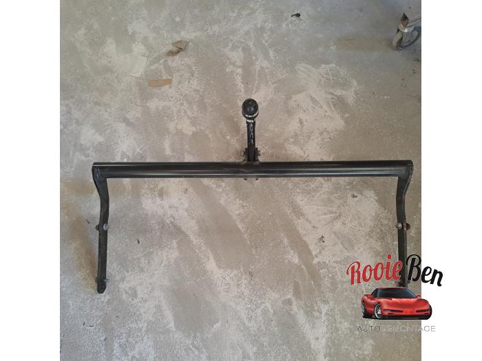 Dragkrok från en Skoda Fabia III Combi (NJ5) 1.0 TSI 12V 2019