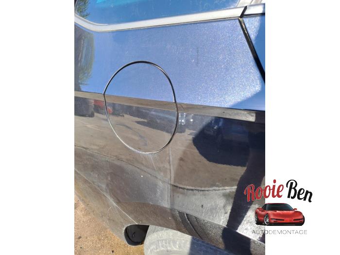 Tanklucka från en Skoda Fabia III Combi (NJ5) 1.0 TSI 12V 2019