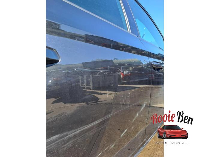 Bakdörr, 4-dörrars, höger från en Skoda Fabia III Combi (NJ5) 1.0 TSI 12V 2019