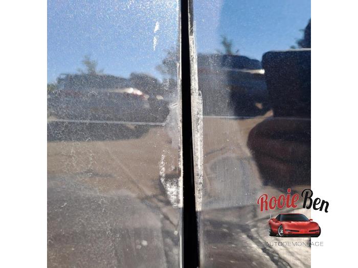 Framdörr, 4-dörrars, höger från en Skoda Fabia III Combi (NJ5) 1.0 TSI 12V 2019