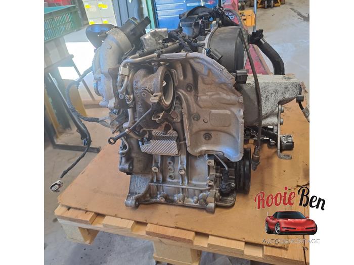 Motor från en Skoda Fabia III Combi (NJ5) 1.0 TSI 12V 2019