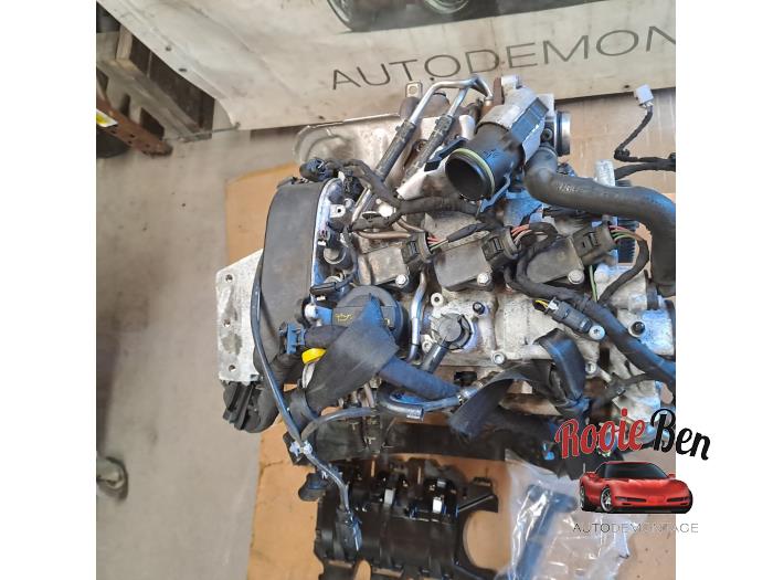 Motor från en Skoda Fabia III Combi (NJ5) 1.0 TSI 12V 2019