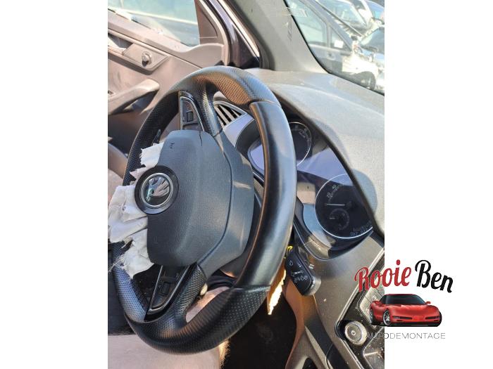 Ratt från en Skoda Fabia III Combi (NJ5) 1.0 TSI 12V 2019
