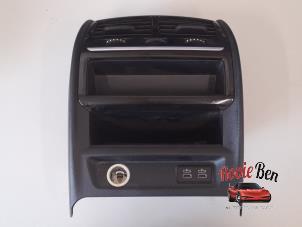 Begagnade Luftraster bak BMW 5 serie (G30) 520i 2.0 TwinPower Turbo 16V Pris på förfrågan erbjuds av Rooie Ben autodemontage