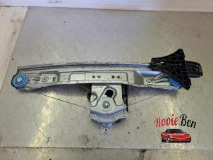 Gebruikte Ruitmechaniek 4Deurs rechts-achter Opel Insignia Sports Tourer 2.0 CDTI 16V 130 ecoFLEX Prijs € 30,00 Margeregeling aangeboden door Rooie Ben autodemontage