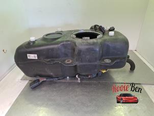 Begagnade AdBlue-tank Ford Transit Custom 2.0 TDCi 16V Eco Blue 170 Pris € 150,00 Marginaltabell erbjuds av Rooie Ben autodemontage