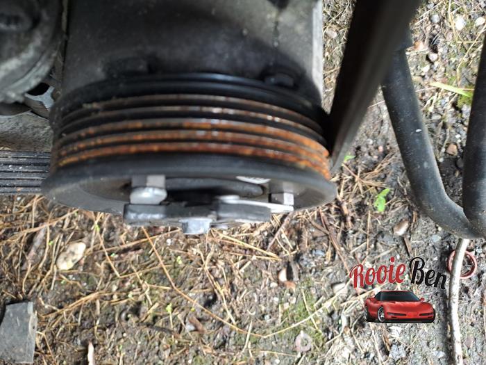 Luftkonditioneringspump från en Skoda Fabia III Combi (NJ5) 1.0 TSI 12V 2019