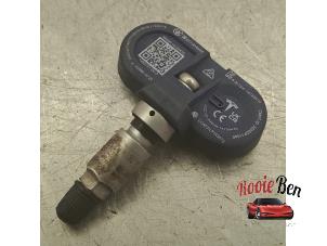 Begagnade Däcktryckssensor Tesla Model 3 Standard RWD Plus Pris på förfrågan erbjuds av Rooie Ben autodemontage