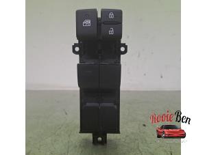 Używane Przelacznik combi okienny Toyota Yaris IV (P21/PA1/PH1) 1.5 12V Hybrid 115 Cena na żądanie oferowane przez Rooie Ben autodemontage