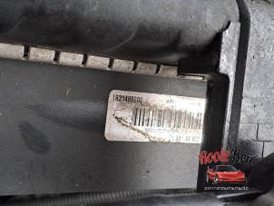 Używane Chlodnica Nissan Note (E11) 1.4 16V Cena na żądanie oferowane przez Rooie Ben autodemontage