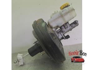 Gebruikte Rembekrachtiger Skoda Fabia III Combi (NJ5) 1.2 TSI 16V Greentech Prijs € 50,00 Margeregeling aangeboden door Rooie Ben autodemontage