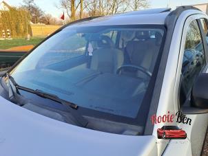 Begagnade Framruta Jeep Compass I (MK49) 2.4 16V 4x4 Pris på förfrågan erbjuds av Rooie Ben autodemontage