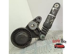 Gebruikte Spanrol Multiriem Volkswagen Touareg (7PA/PH) 3.0 TDI V6 24V Prijs op aanvraag aangeboden door Rooie Ben autodemontage