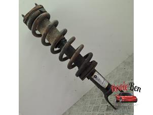 Begagnade Stötdämparstång, höger fram Dodge 1500 Crew Cab (DS) 5.7 Hemi V8 4x4 Pris på förfrågan erbjuds av Rooie Ben autodemontage