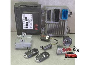 Używane Zestaw zamków Opel Mokka/Mokka X 1.4 Turbo 16V 4x2 Cena na żądanie oferowane przez Rooie Ben autodemontage