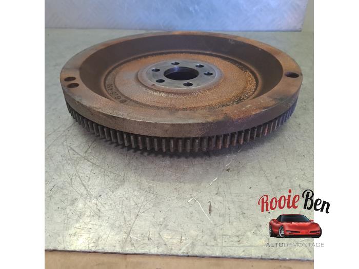 Svänghjul från en Skoda Fabia III Combi (NJ5) 1.0 TSI 12V 2019