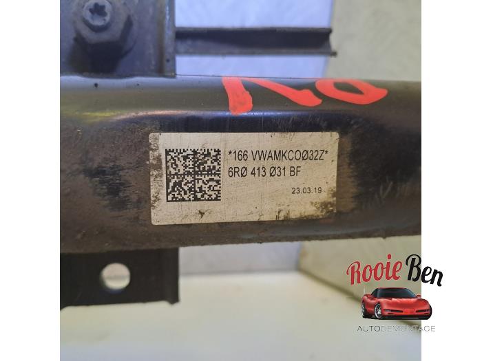 Stötdämparstång, höger fram från en Skoda Fabia III Combi (NJ5) 1.0 TSI 12V 2019