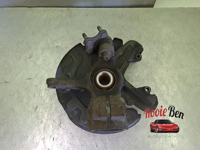 Spindel, höger fram från en Skoda Fabia III Combi (NJ5) 1.0 TSI 12V 2019