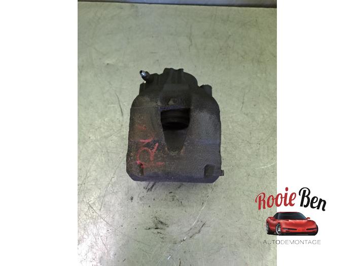 Främre bromsok, höger från en Skoda Fabia III Combi (NJ5) 1.0 TSI 12V 2019