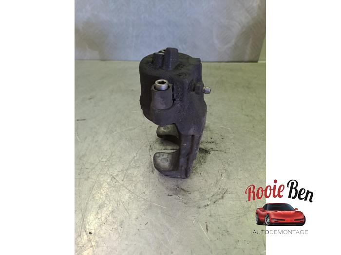 Främre bromsok, höger från en Skoda Fabia III Combi (NJ5) 1.0 TSI 12V 2019