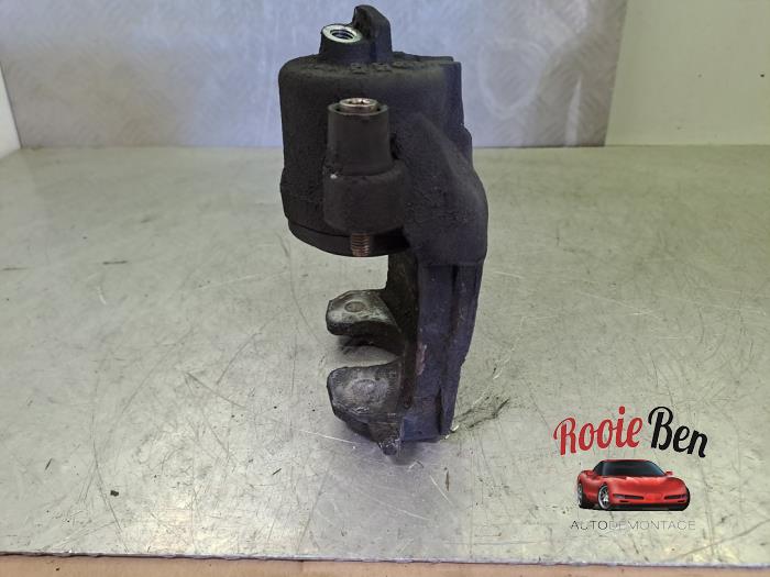 Främre bromsok, vänster från en Skoda Fabia III Combi (NJ5) 1.0 TSI 12V 2019