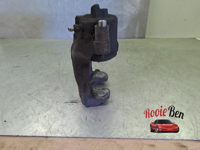 Främre bromsok, vänster från en Skoda Fabia III Combi (NJ5) 1.0 TSI 12V 2019