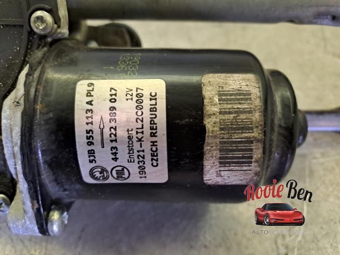 Torkarmotor + mekanism från en Skoda Fabia III Combi (NJ5) 1.0 TSI 12V 2019