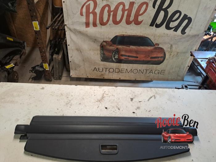 Skydd, bagageutrymme från en Skoda Fabia III Combi (NJ5) 1.0 TSI 12V 2019