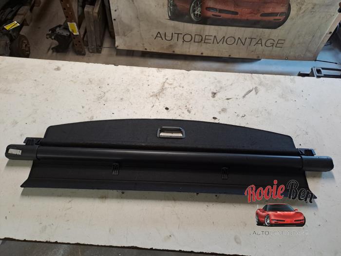 Skydd, bagageutrymme från en Skoda Fabia III Combi (NJ5) 1.0 TSI 12V 2019