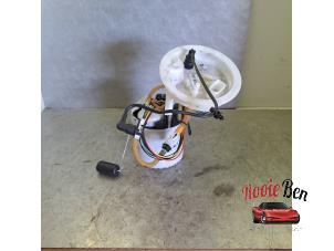 Gebruikte Brandstofpomp Elektrisch Volvo XC90 II 2.0 T8 16V Twin Engine AWD Prijs op aanvraag aangeboden door Rooie Ben autodemontage