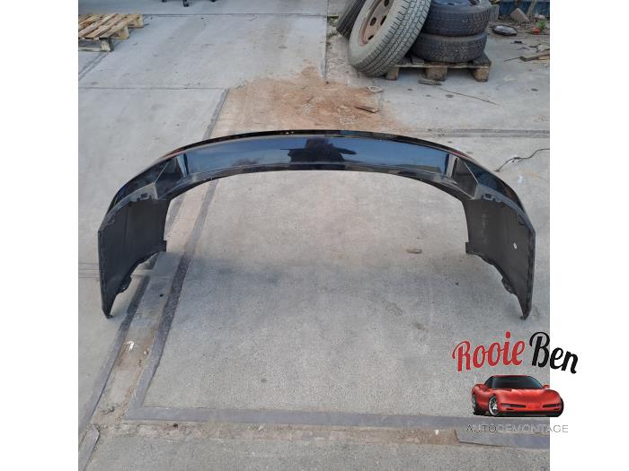 Bakre stötfångare från en Skoda Fabia III Combi (NJ5) 1.0 TSI 12V 2019