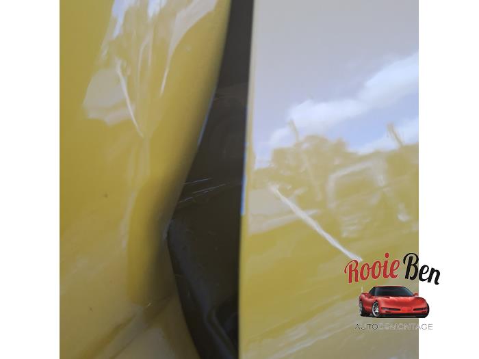 Dörr, 4-dörrars, vänster fram från en Peugeot 208 II (UB/UH/UP) e-208 50 kWh 2022