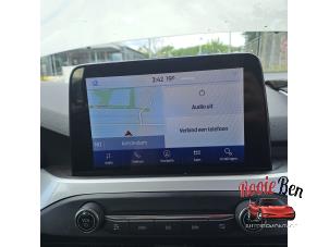 Używane Wyswietlacz jednostki multimedialnej Ford Focus 4 Wagon 1.0 Ti-VCT EcoBoost 12V 125 Cena na żądanie oferowane przez Rooie Ben autodemontage